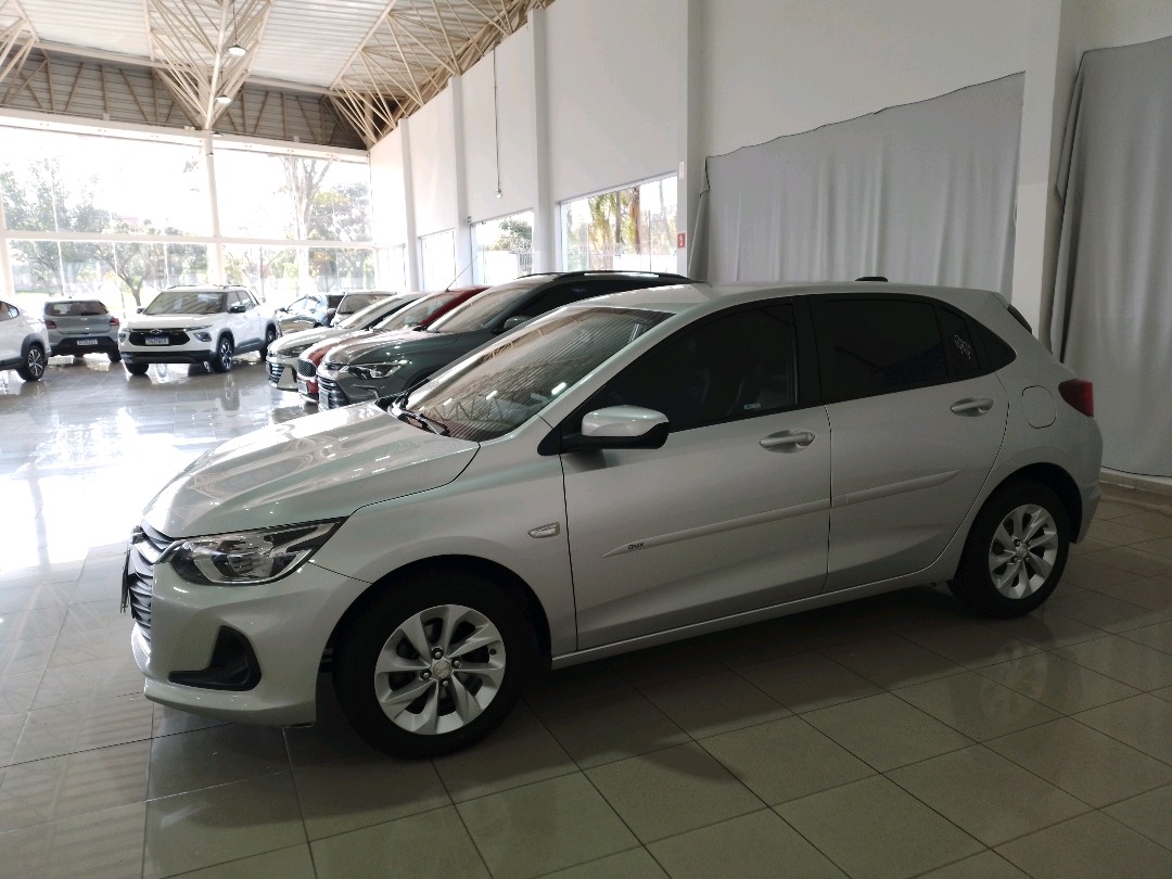 Chevrolet Onix 1.0 Turbo Flex LT Automático - foto 5
