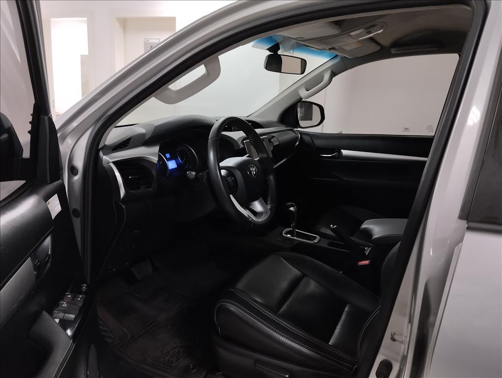 HILUX 2.8 SR 4X4 CD 16V DIESEL 4P AUTOMÁTICO7