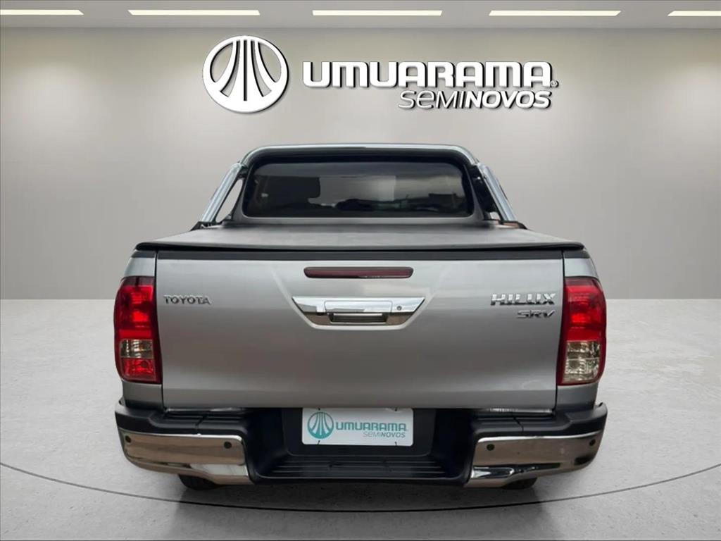 HILUX 2.8 D-4D TURBO DIESEL CD SRV 4X4 AUTOMÁTICO5