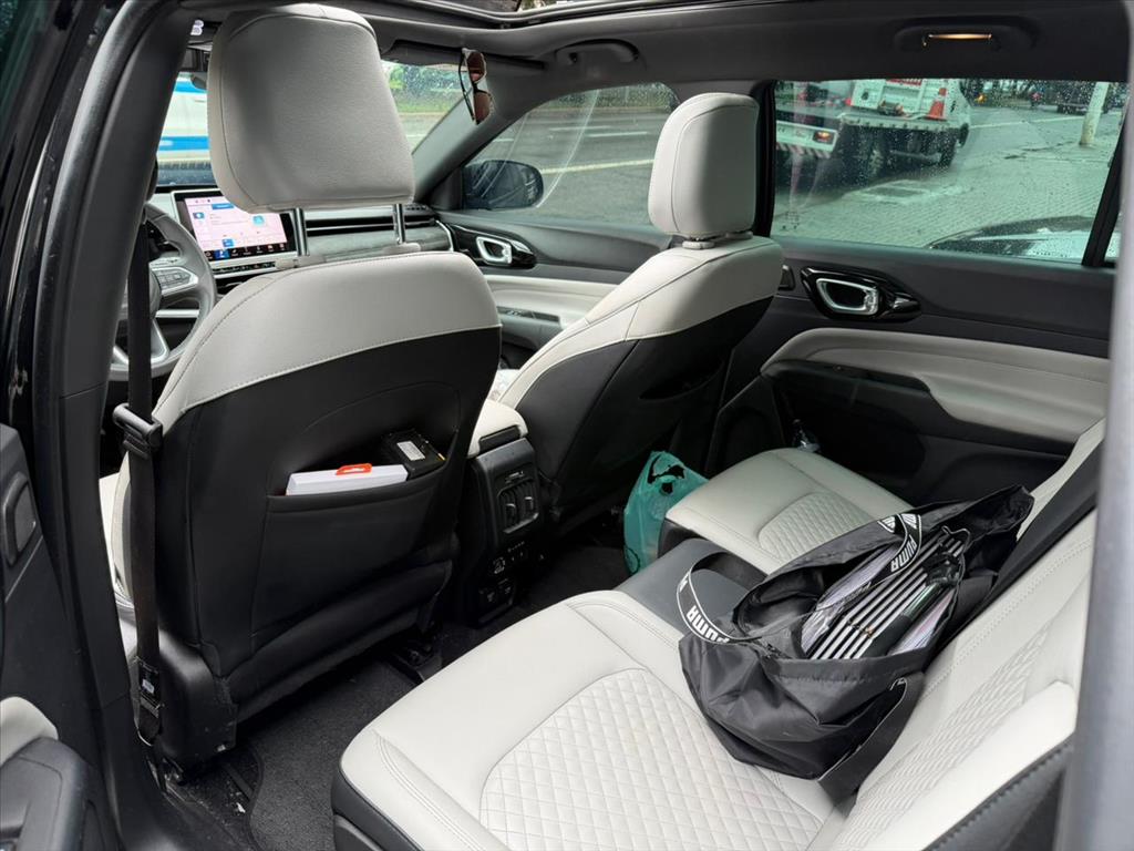 COMMANDER 1.3 T270 TURBO FLEX OVERLAND AT610