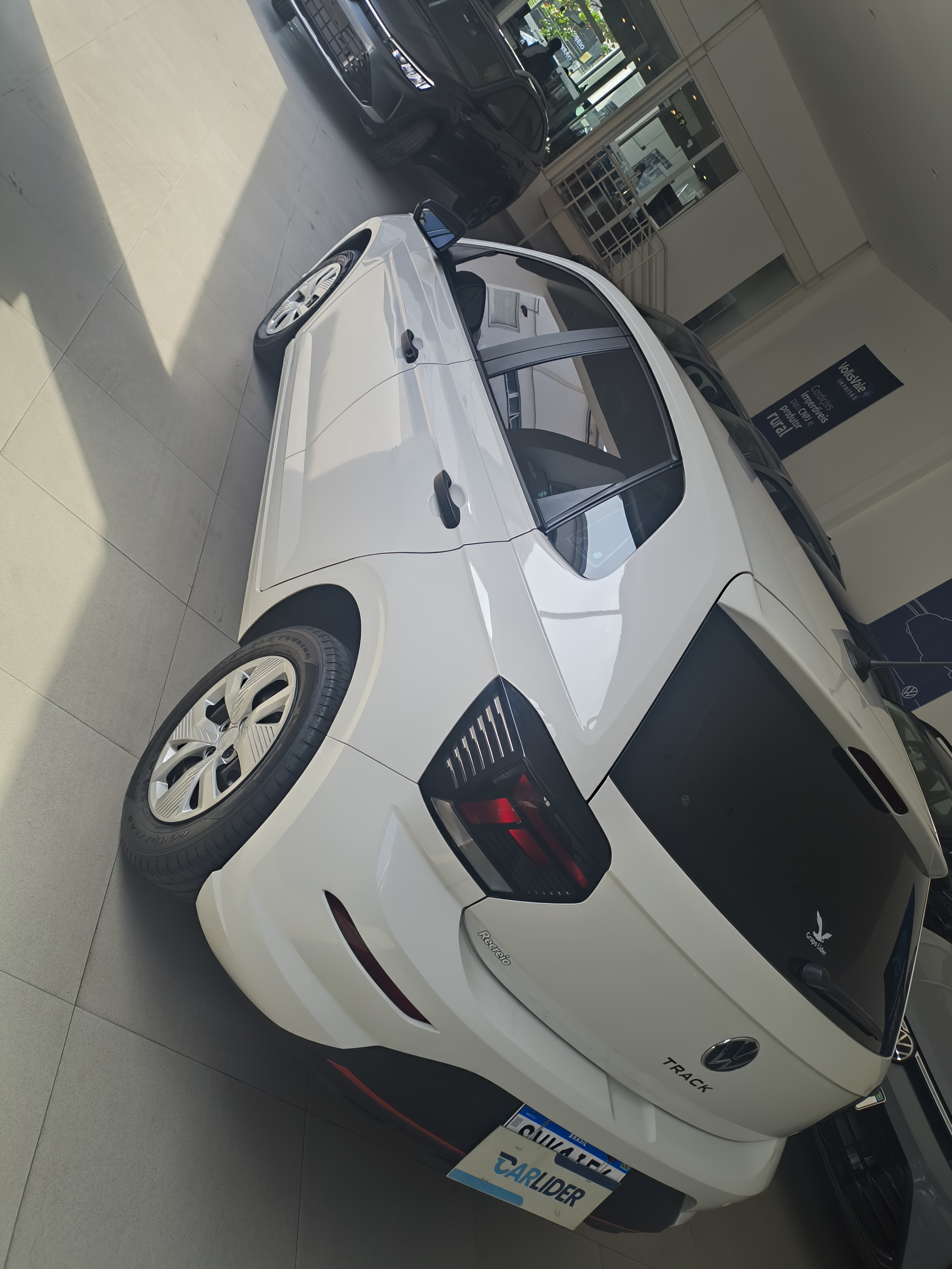 POLO 1.0 MPI TRACK MANUAL6