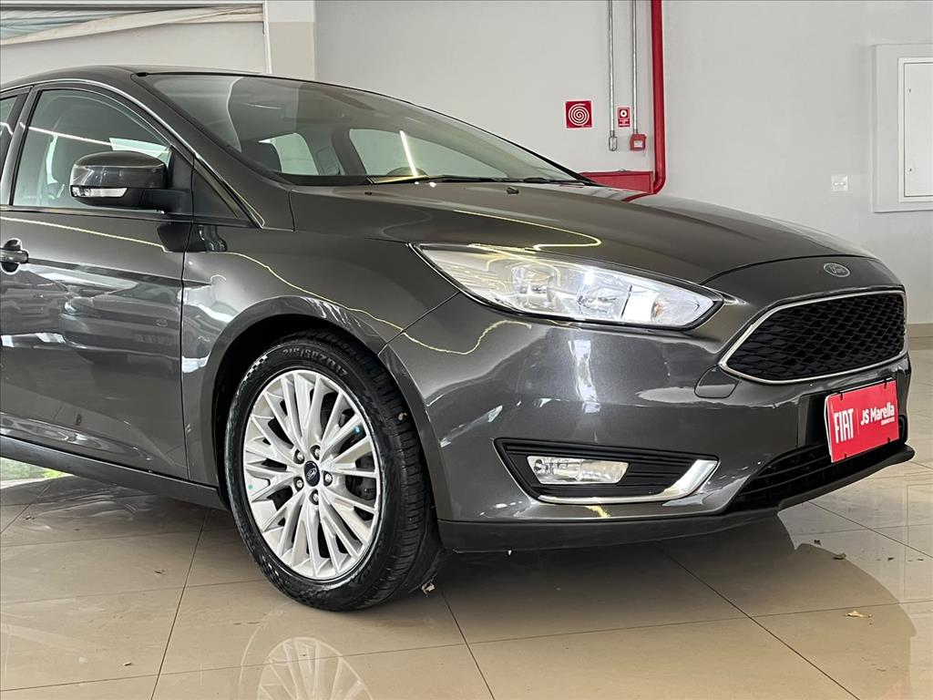 FOCUS 2.0 SE PLUS FASTBACK 16V FLEX 4P POWERSHIFT6