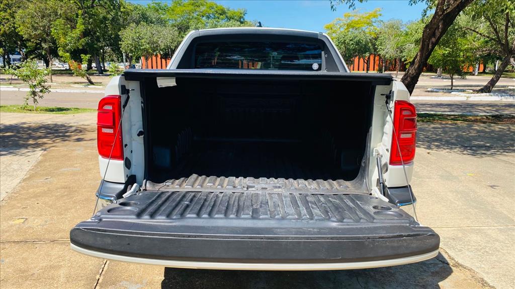 RAMPAGE 2.2 TURBO DIESEL LARAMIE 4X4 AUTOMÁTICO11