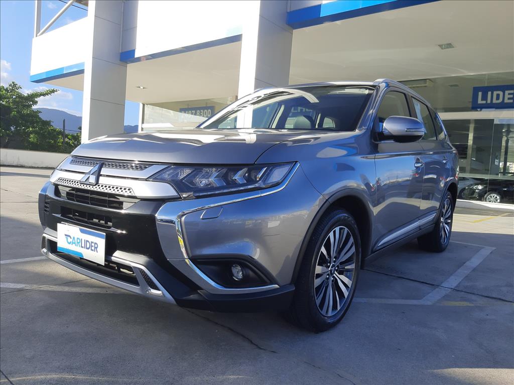OUTLANDER 2.2 MIVEC DI-D DIESEL HPE-S AWD AUTOMÁTICO OUTLANDER 2.2 MIVEC DI-D DIESEL HPE-S AWD AUTOMÁTICO