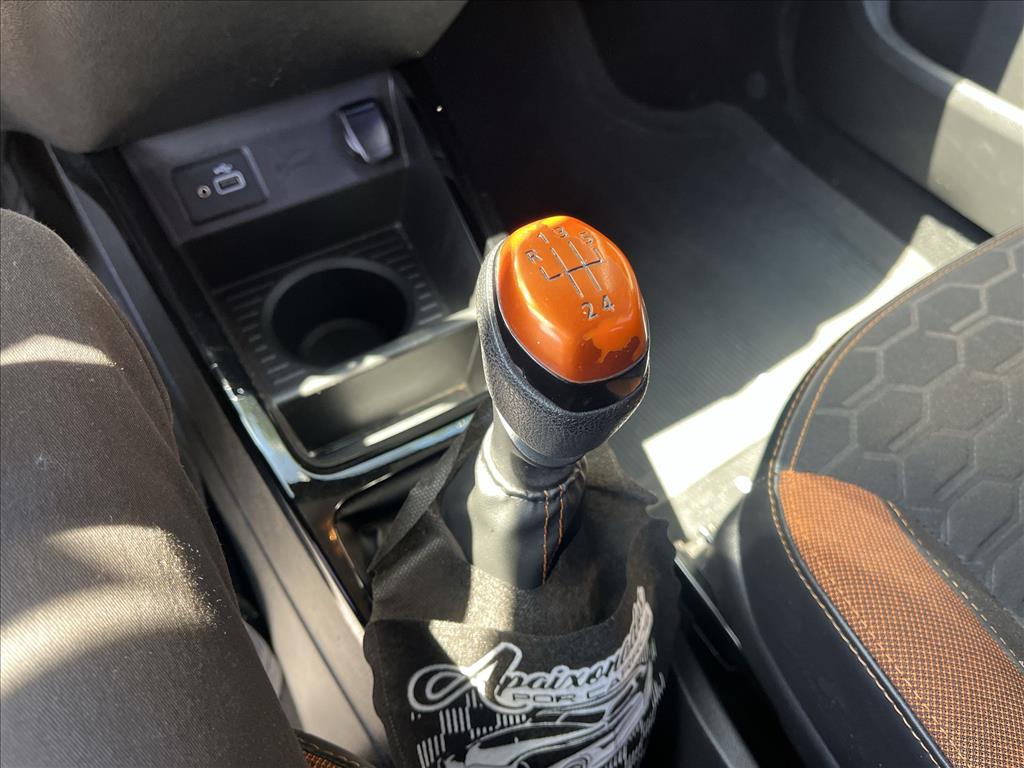 KWID 1.0 12V SCE FLEX OUTSIDER MANUAL9