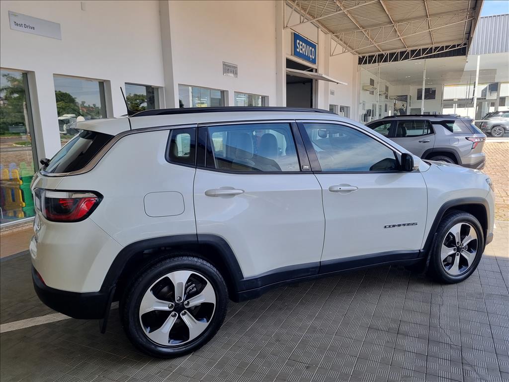 COMPASS 2.0 16V FLEX LONGITUDE AUTOMÁTICO3