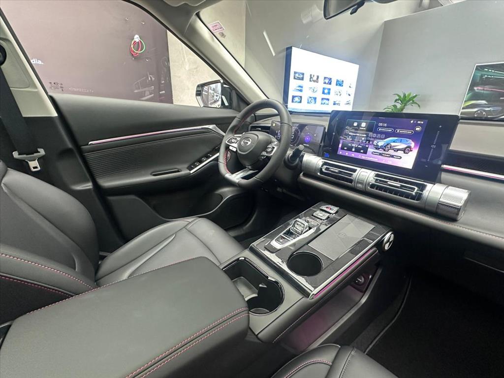 GS4 2.0 HEV ELITE AUTOMÁTICO4