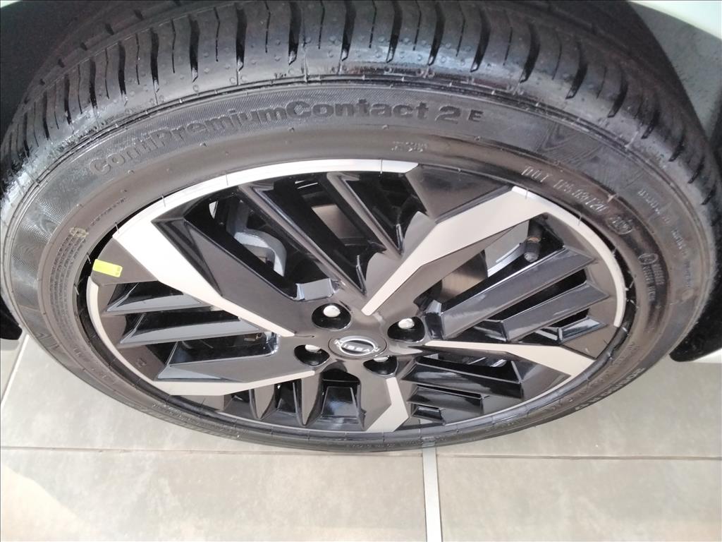 VERSA 1.6 16V FLEX EXCLUSIVE XTRONIC5