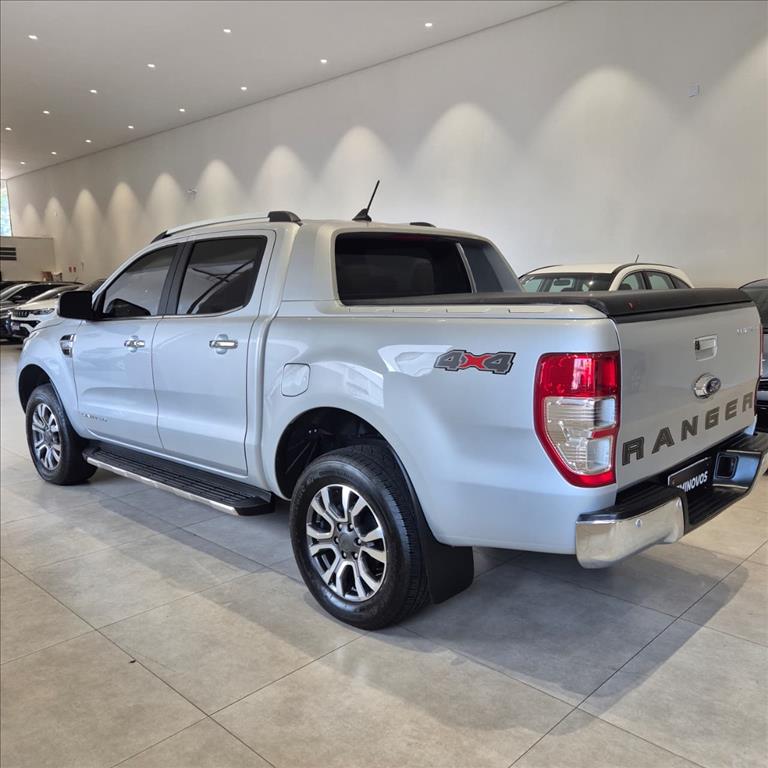 RANGER 3.2 LIMITED 4X4 CD 20V DIESEL 4P AUTOMÁTICO5