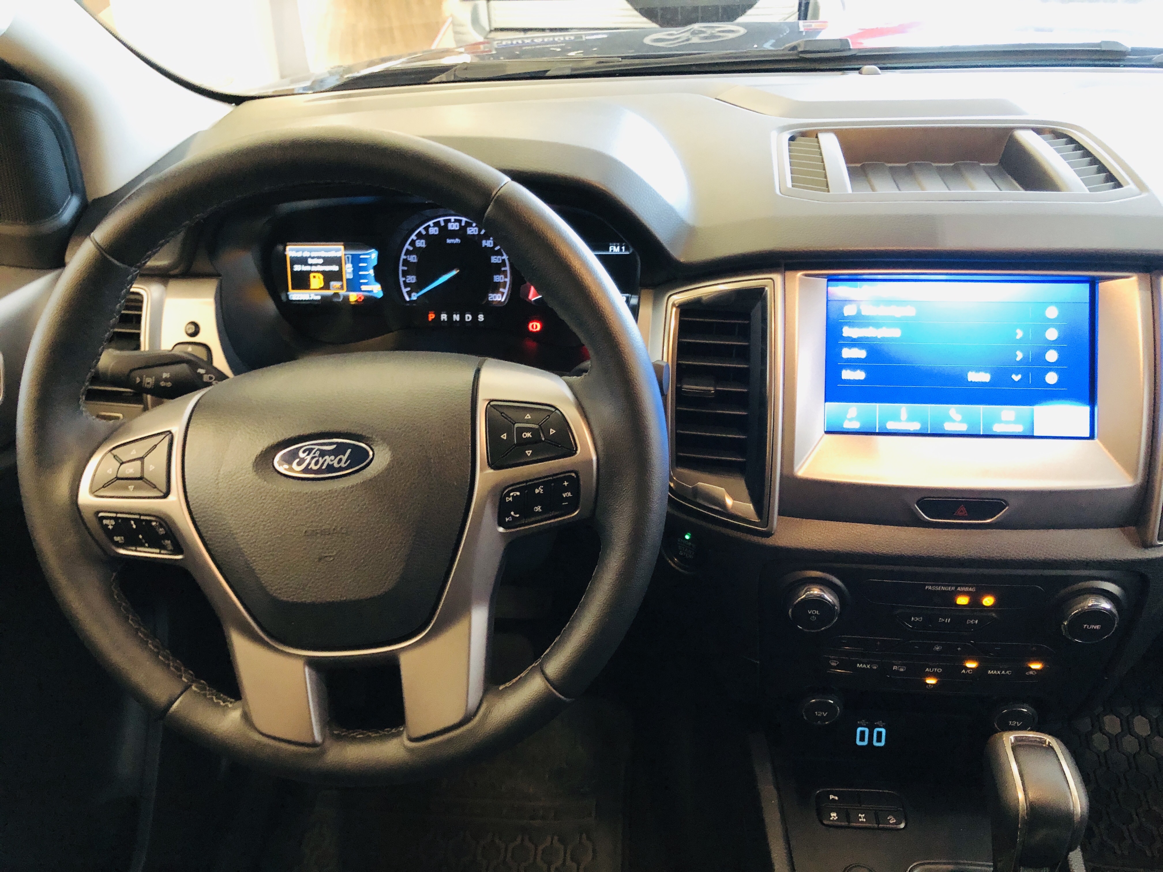 RANGER 3.2 LIMITED 4X4 CD 20V DIESEL 4P AUTOMÁTICO11