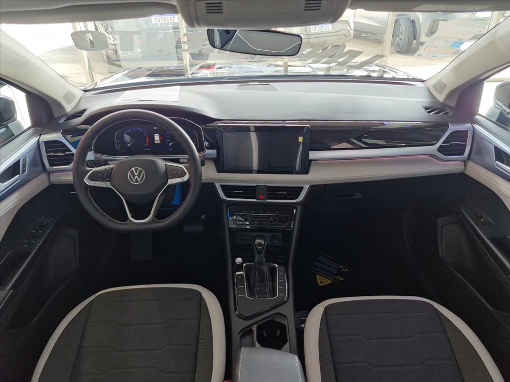 TAOS 1.4 250 TSI TOTAL FLEX COMFORTLINE AUTOMÁTICO5