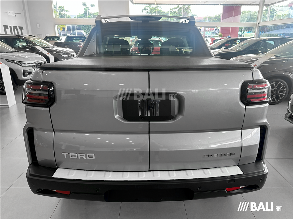 TORO 1.3 TURBO 270 FLEX FREEDOM AT64