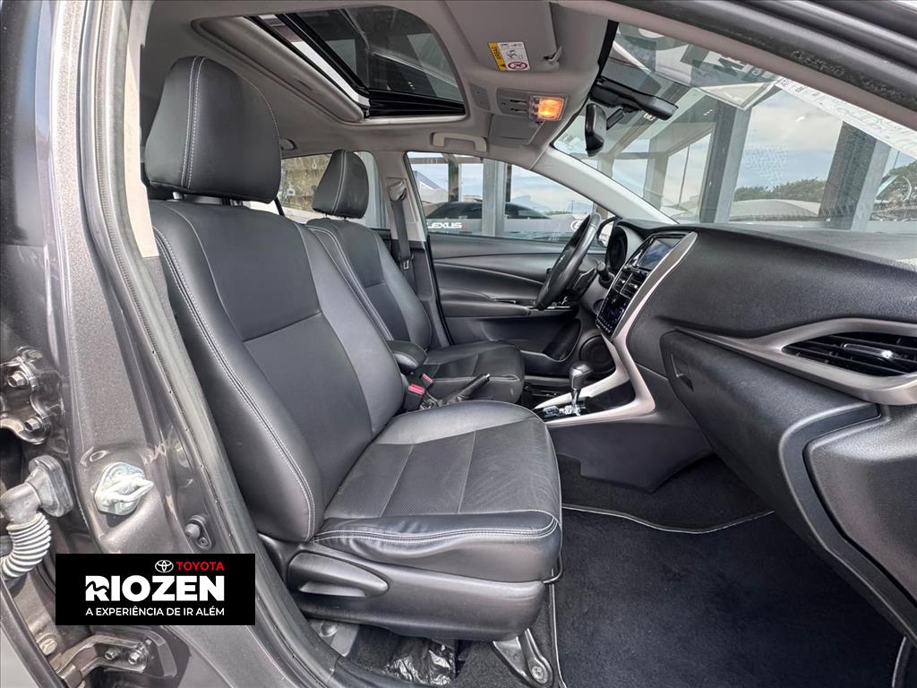 YARIS 1.5 16V FLEX SEDAN XLS CONNECT MULTIDRIVE12