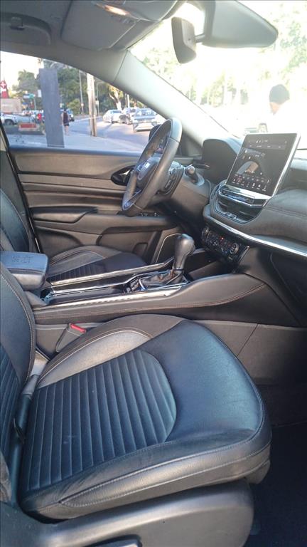 Jeep-COMMANDER-1.3 T270 TURBO FLEX LIMITED AT6