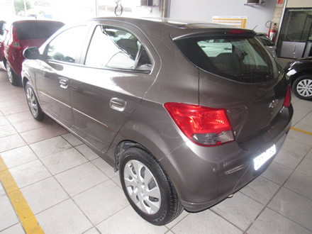 ONIX 1.4 MPFI LT 8V FLEX 4P AUTOMÁTICO