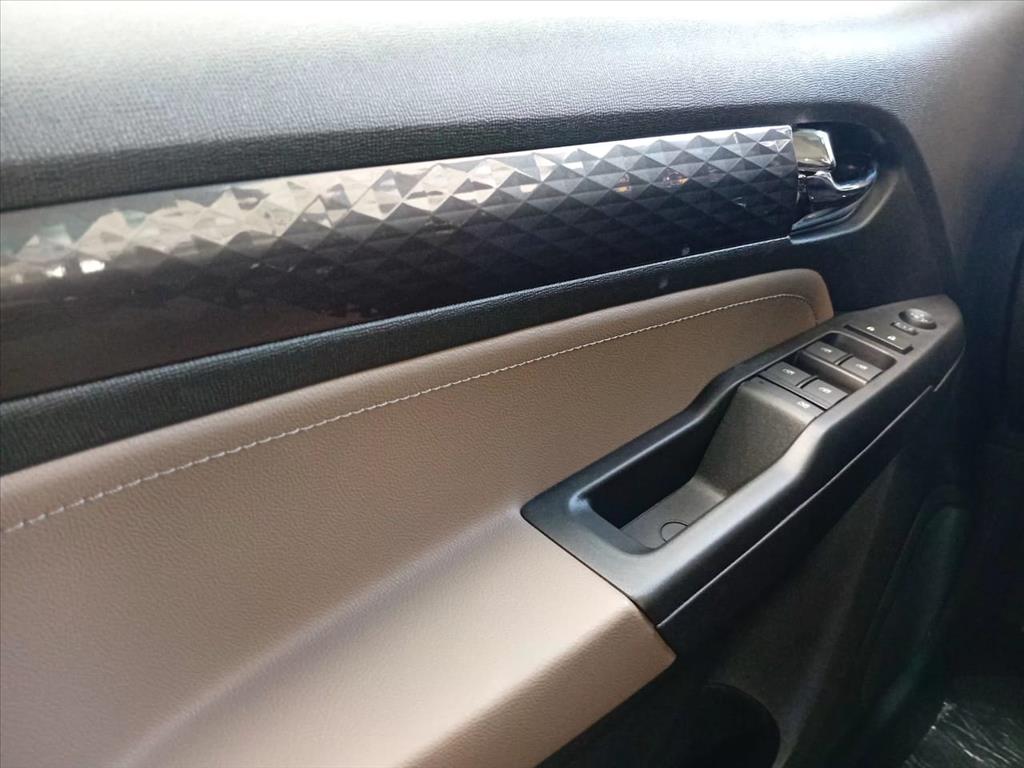 S10 2.8 16V TURBO DIESEL HIGH COUNTRY CD 4X4 AUTOMÁTICO9