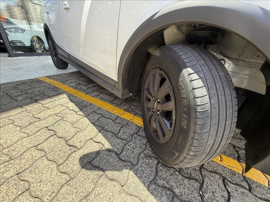 Chevrolet Onix - 1.4 MPFI ACTIV 8V FLEX 4P AUTOMÁTICO