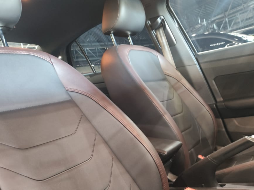 VIRTUS 1.0 200 TSI HIGHLINE AUTOMÁTICO15