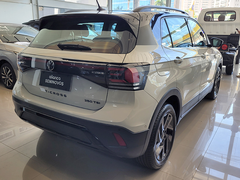 T-CROSS 1.4 250 TSI TOTAL FLEX HIGHLINE AUTOMÁTICO3