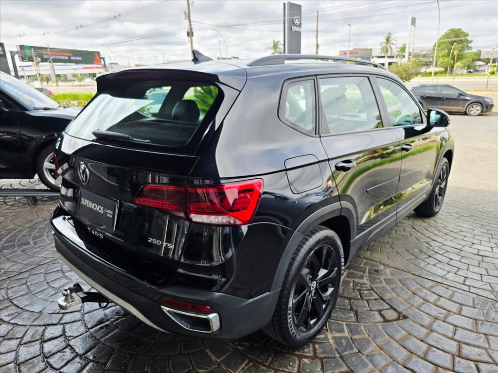 TAOS 1.4 250 TSI TOTAL FLEX COMFORTLINE AUTOMÁTICO4