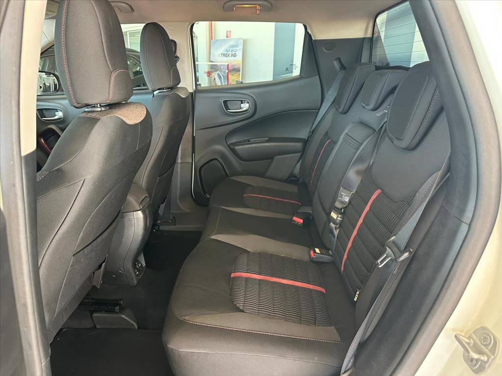 TORO 2.0 16V TURBO DIESEL FREEDOM 4WD AT97