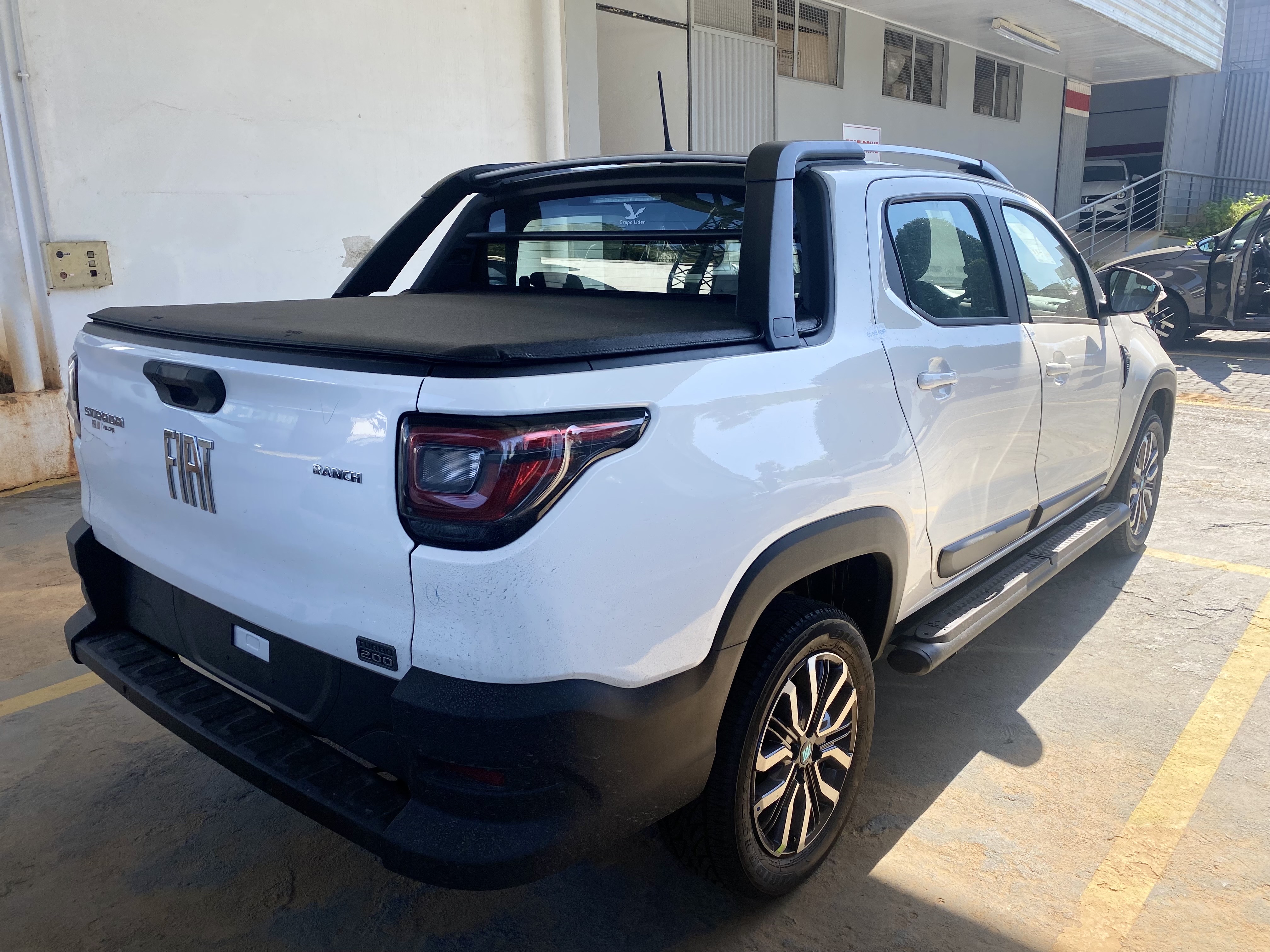 STRADA 1.0 TURBO 200 FLEX RANCH CD CVT4