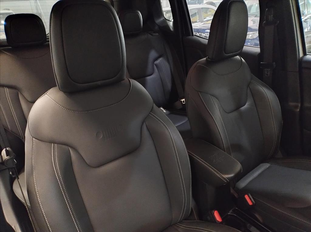 RENEGADE 1.3 T270 TURBO FLEX LONGITUDE AT617