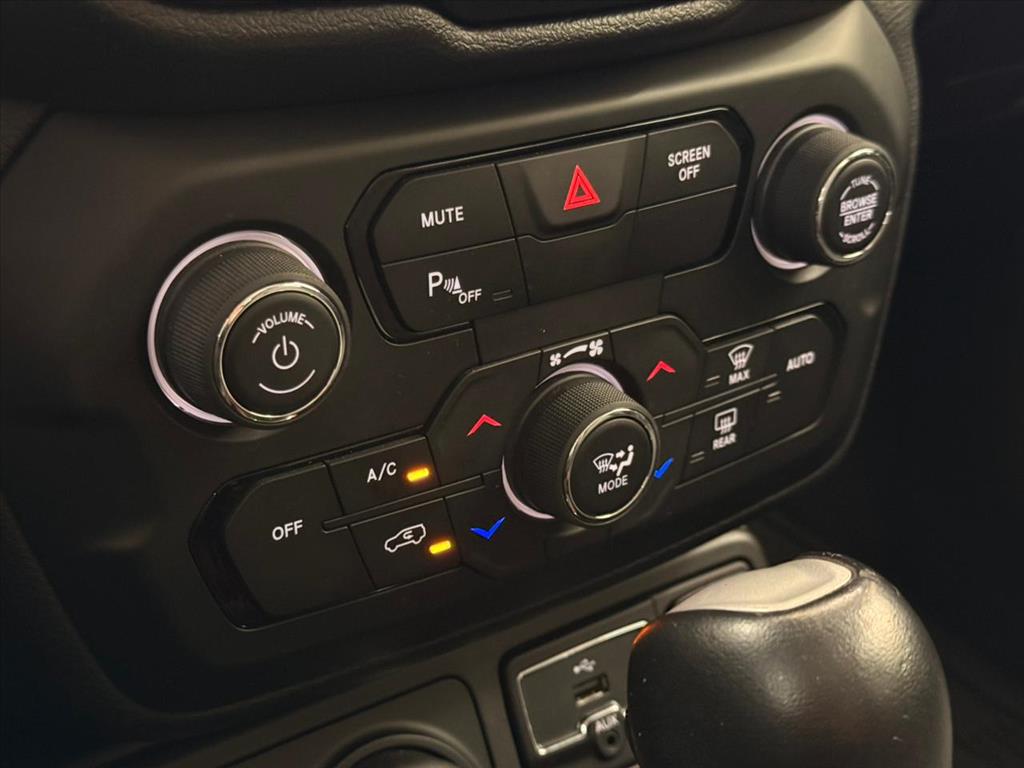 RENEGADE 2.0 16V TURBO DIESEL TRAILHAWK 4P 4X4 AUTOMÁTICO12