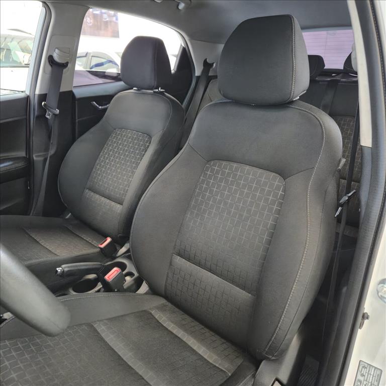 HB20 1.0 12V FLEX LIMITED MANUAL11