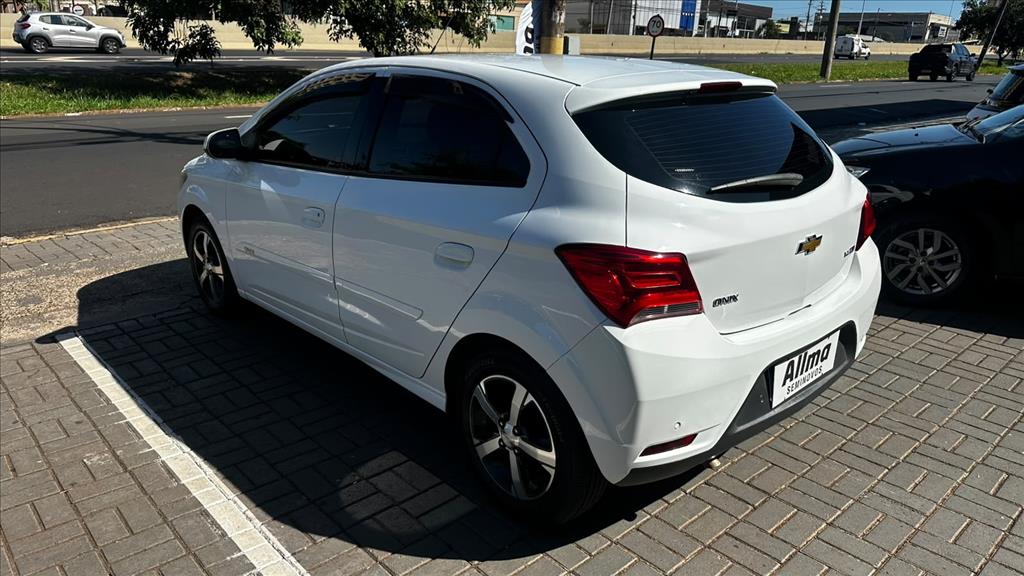ONIX 1.4 MPFI LTZ 8V FLEX 4P MANUAL8