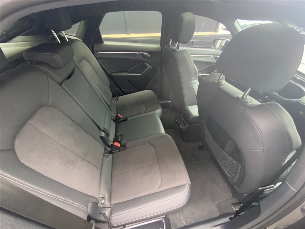 Audi-Q3-2.0 40 TFSI GASOLINA SPORTBACK PERFORMANCE BLACK QUATTRO TIPTRONIC