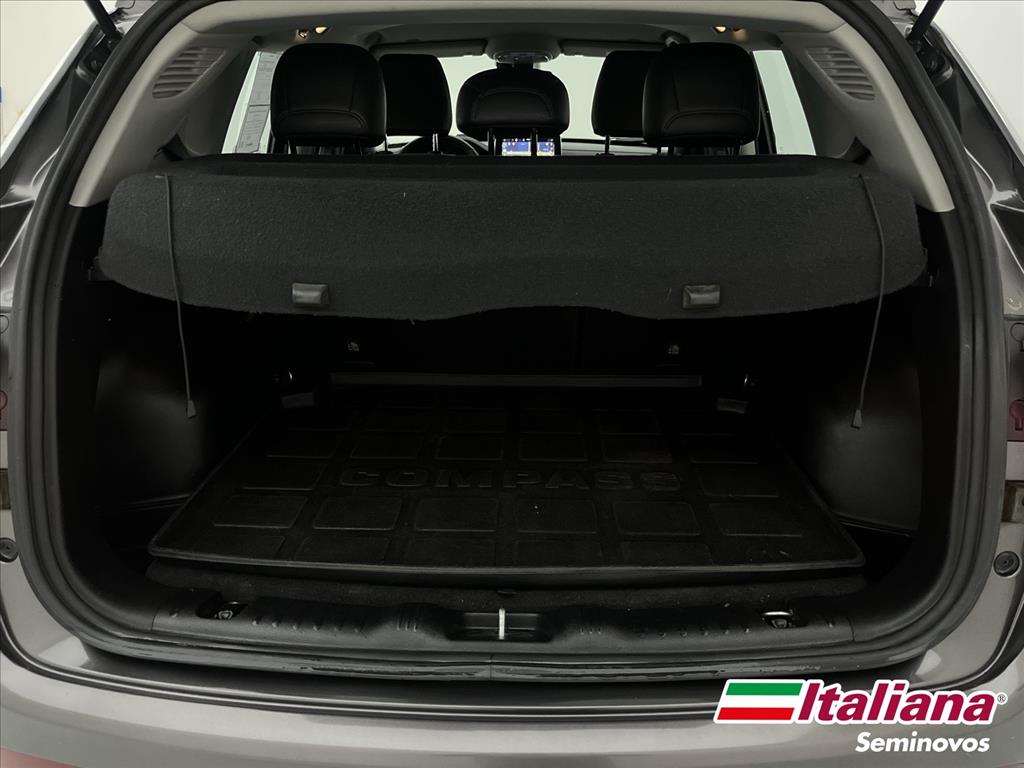 COMPASS 2.0 TD350 TURBO DIESEL LONGITUDE AT915