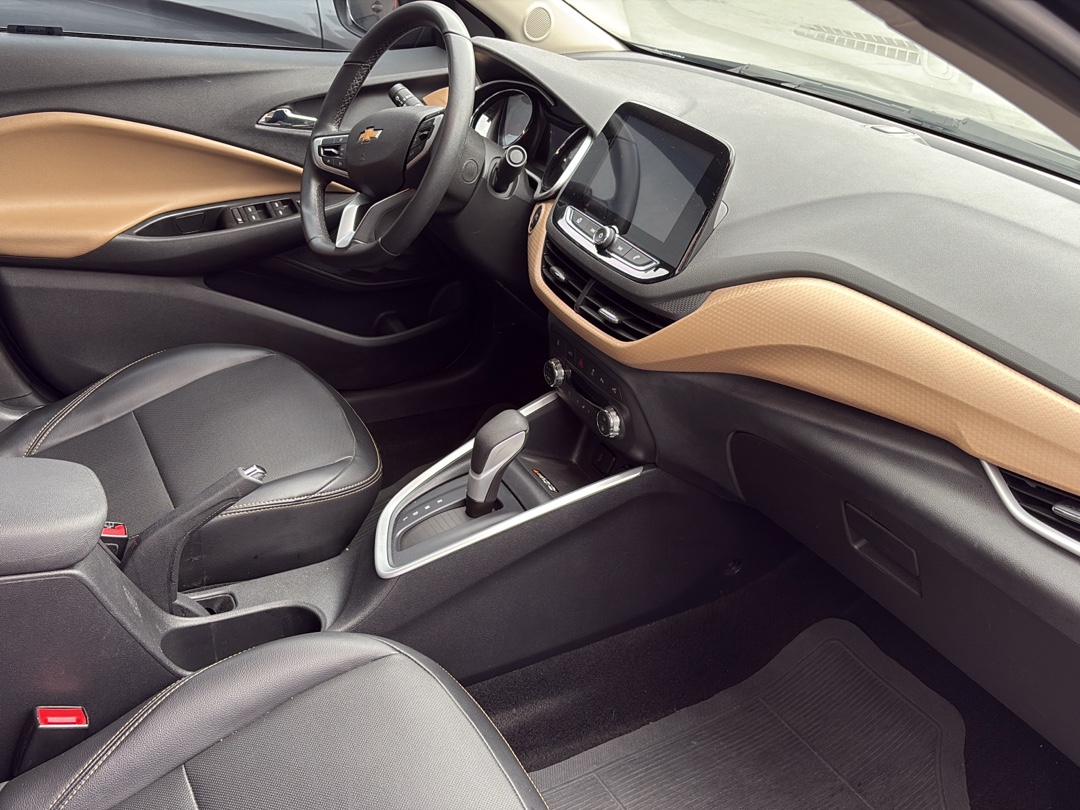 ONIX PLUS 1.0 TURBO FLEX PREMIER AUTOMÁTICO6