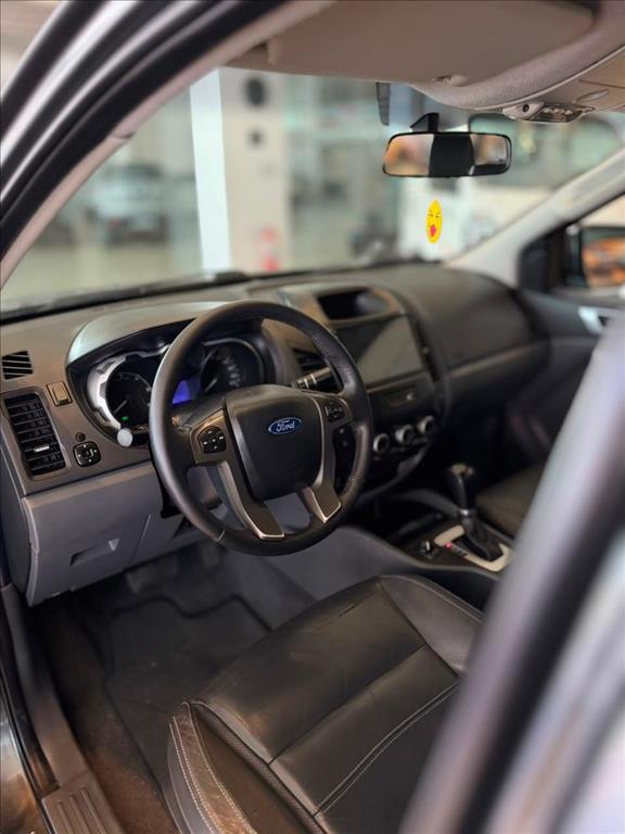 RANGER 3.2 XLT 4X4 CD 20V DIESEL 4P AUTOMÁTICO13