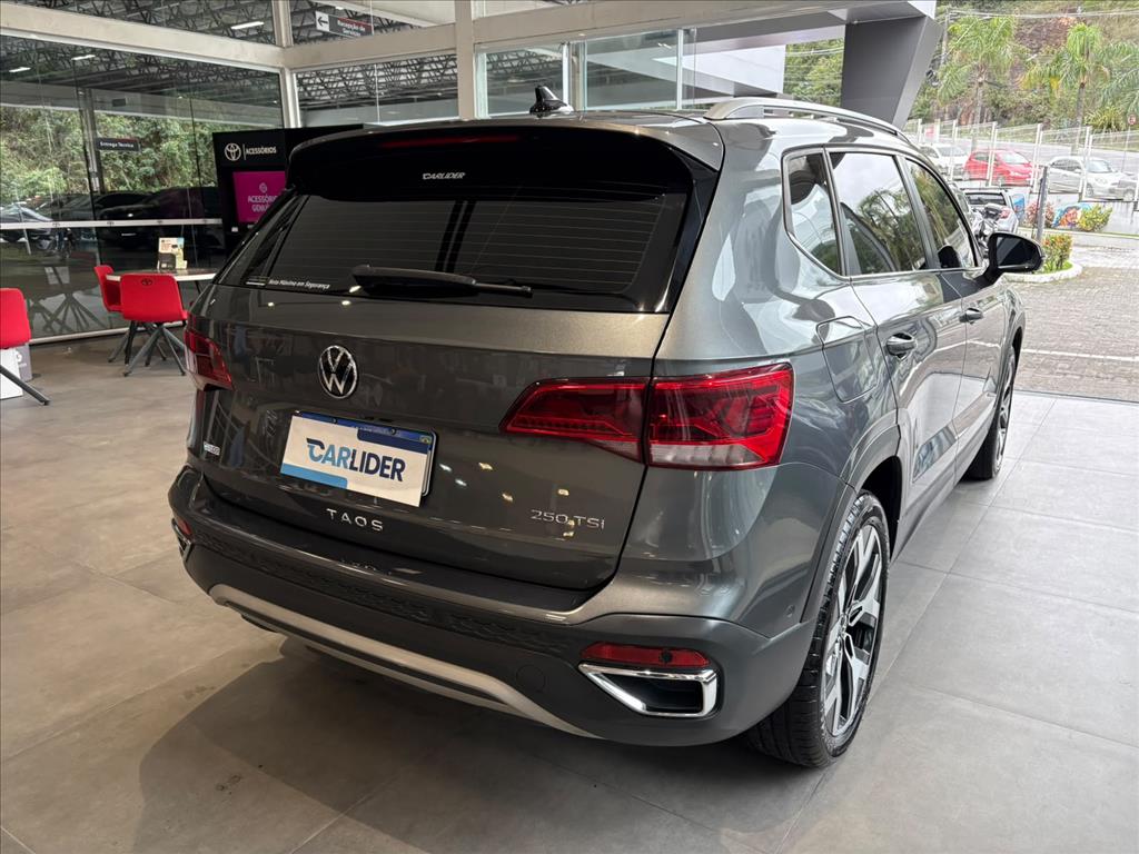 TAOS 1.4 250 TSI TOTAL FLEX HIGHLINE AUTOMÁTICO4