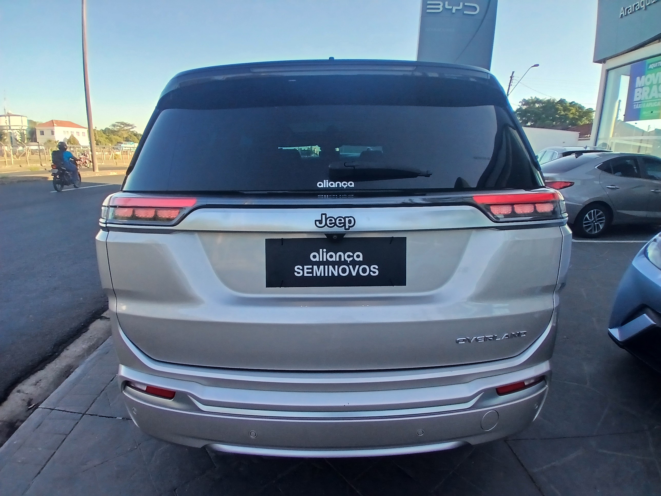 COMMANDER 1.3 T270 TURBO FLEX OVERLAND AT63