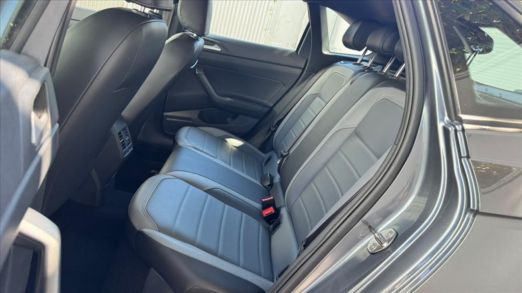 NIVUS 1.0 200 TSI TOTAL FLEX HIGHLINE AUTOMÁTICO10