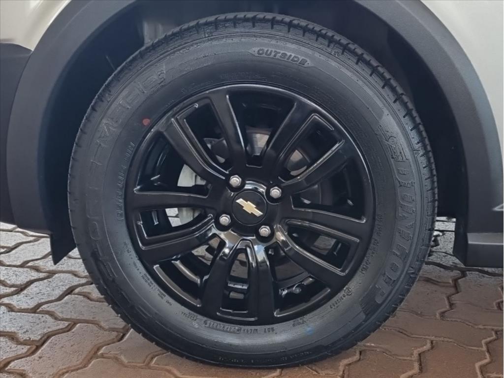 ONIX 1.4 MPFI ACTIV 8V FLEX 4P AUTOMÁTICO9