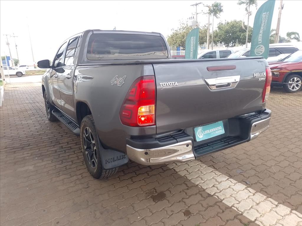 HILUX 2.8 D-4D TURBO DIESEL CD SRV 4X4 AUTOMÁTICO3