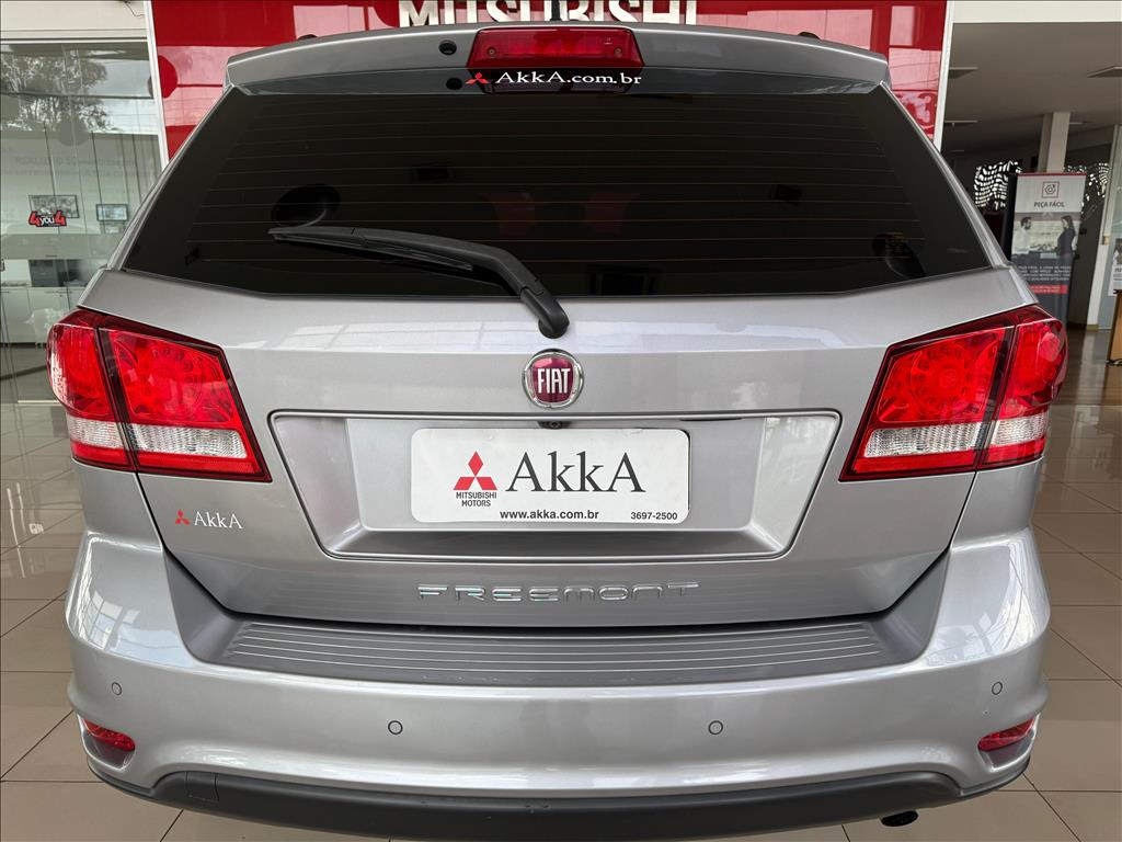 Fiat-FREEMONT-2.4 PRECISION 16V GASOLINA 4P AUTOMÁTICO