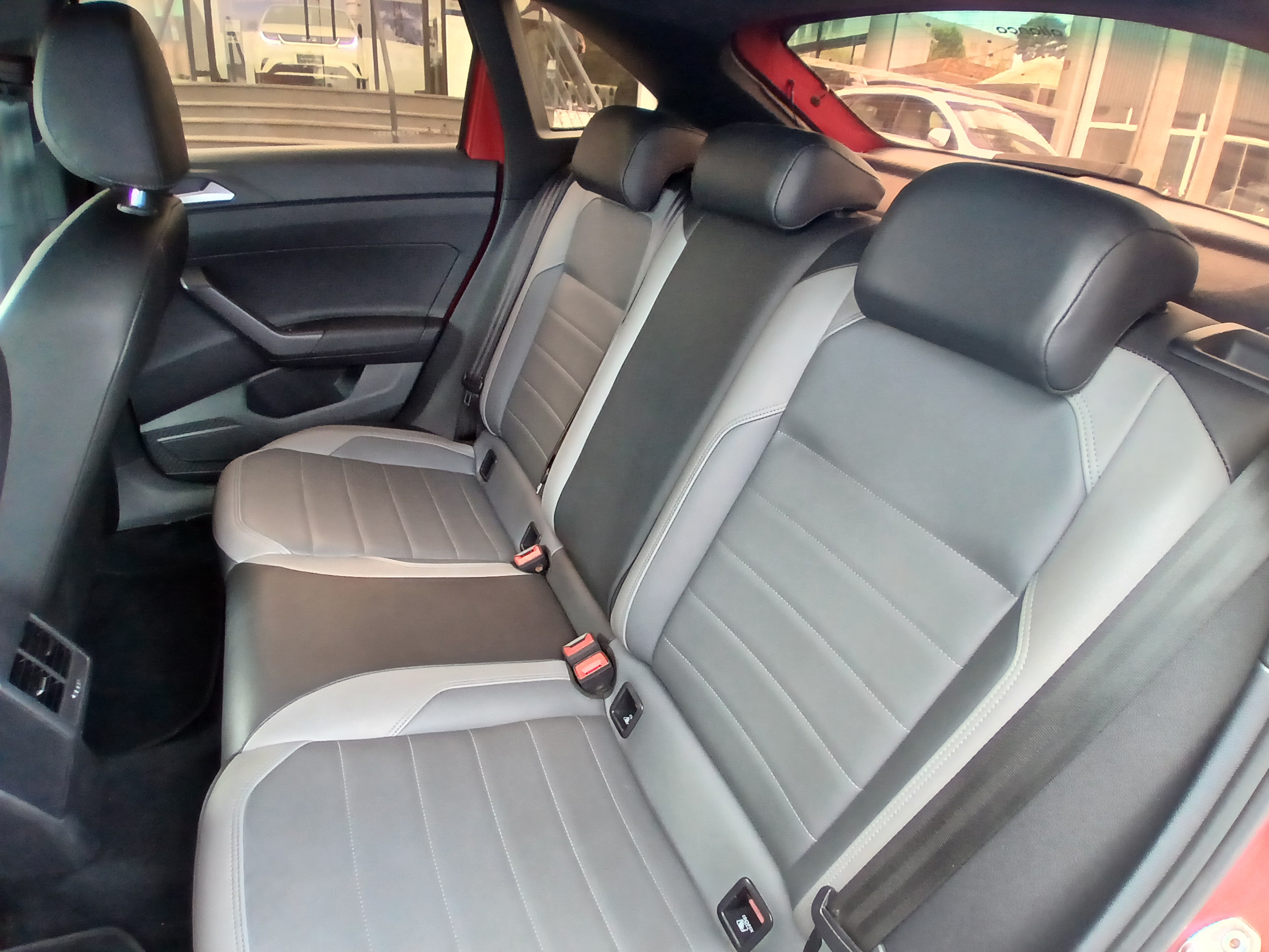 NIVUS 1.0 200 TSI TOTAL FLEX HIGHLINE AUTOMÁTICO5