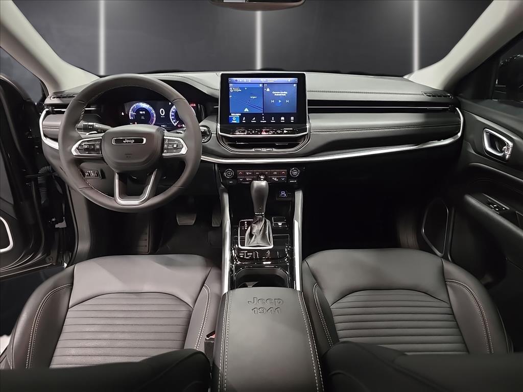 COMMANDER 1.3 T270 TURBO FLEX LONGITUDE AT69