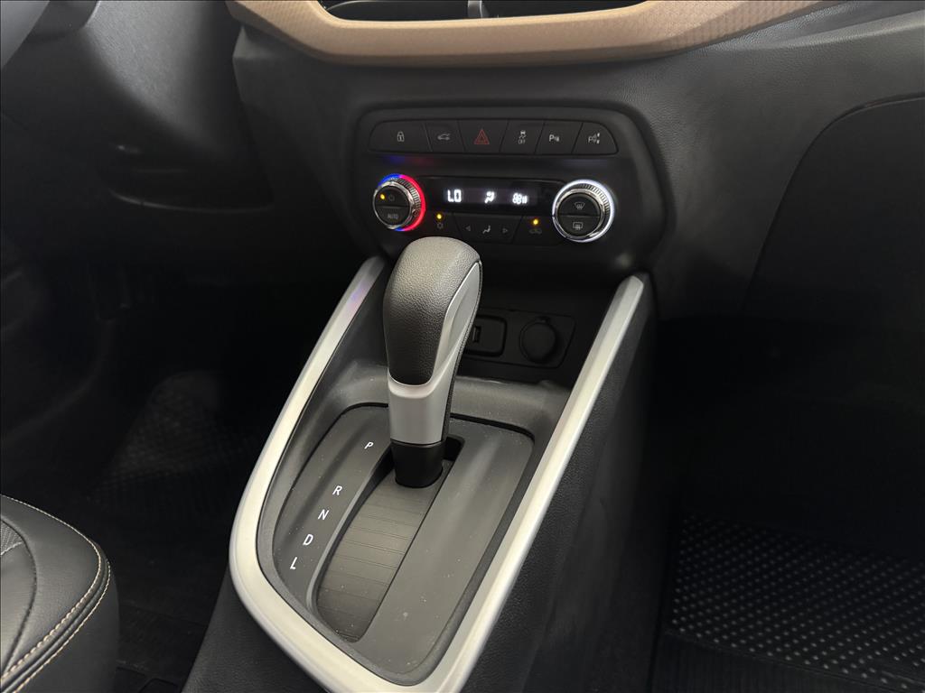 ONIX 1.0 TURBO FLEX PREMIER AUTOMÁTICO10