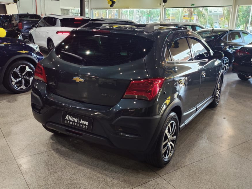 ONIX 1.4 MPFI ACTIV 8V FLEX 4P AUTOMÁTICO4