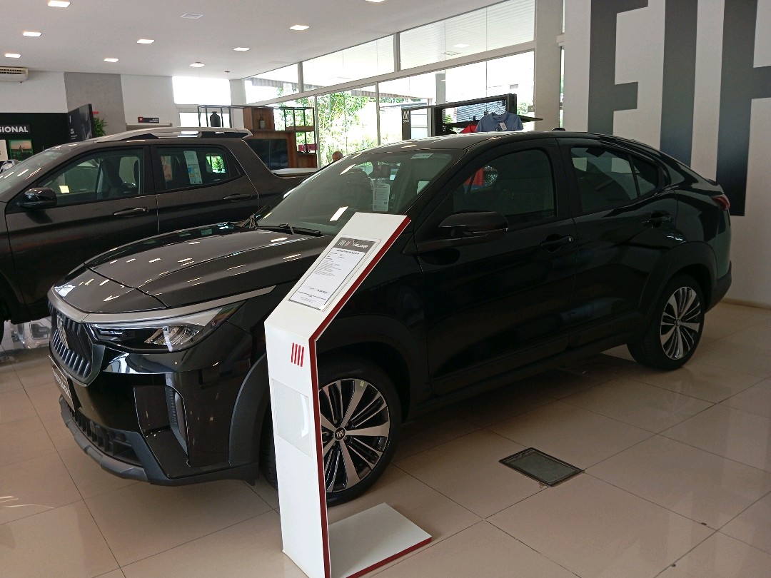 FASTBACK 1.0 TURBO 200 FLEX CVT2