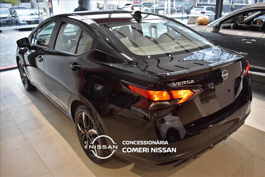 VERSA 1.6 16V FLEX EXCLUSIVE XTRONIC