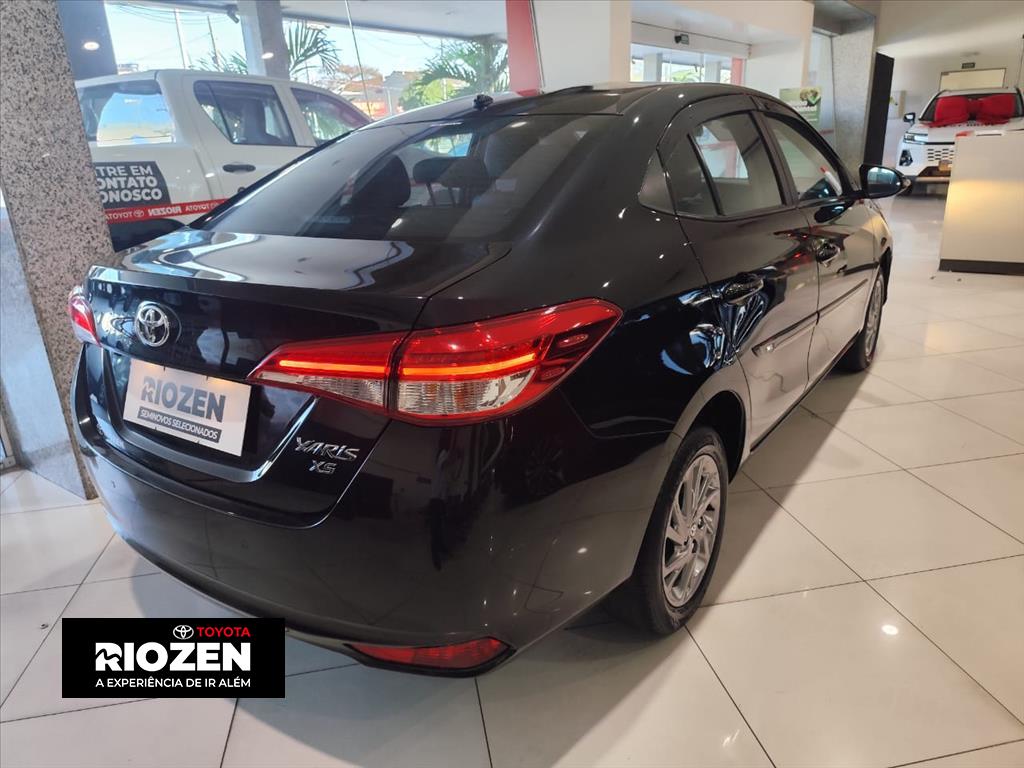 YARIS 1.5 16V FLEX SEDAN XS CONNECT MULTIDRIVE2