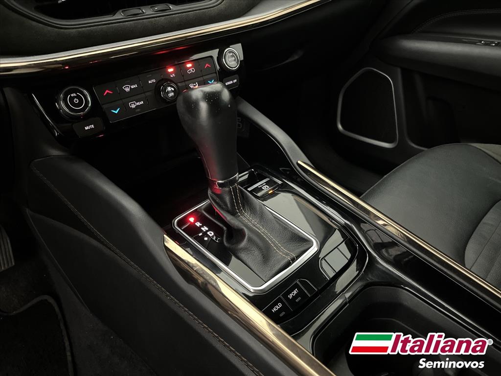 COMMANDER 1.3 T270 TURBO FLEX LIMITED AT611