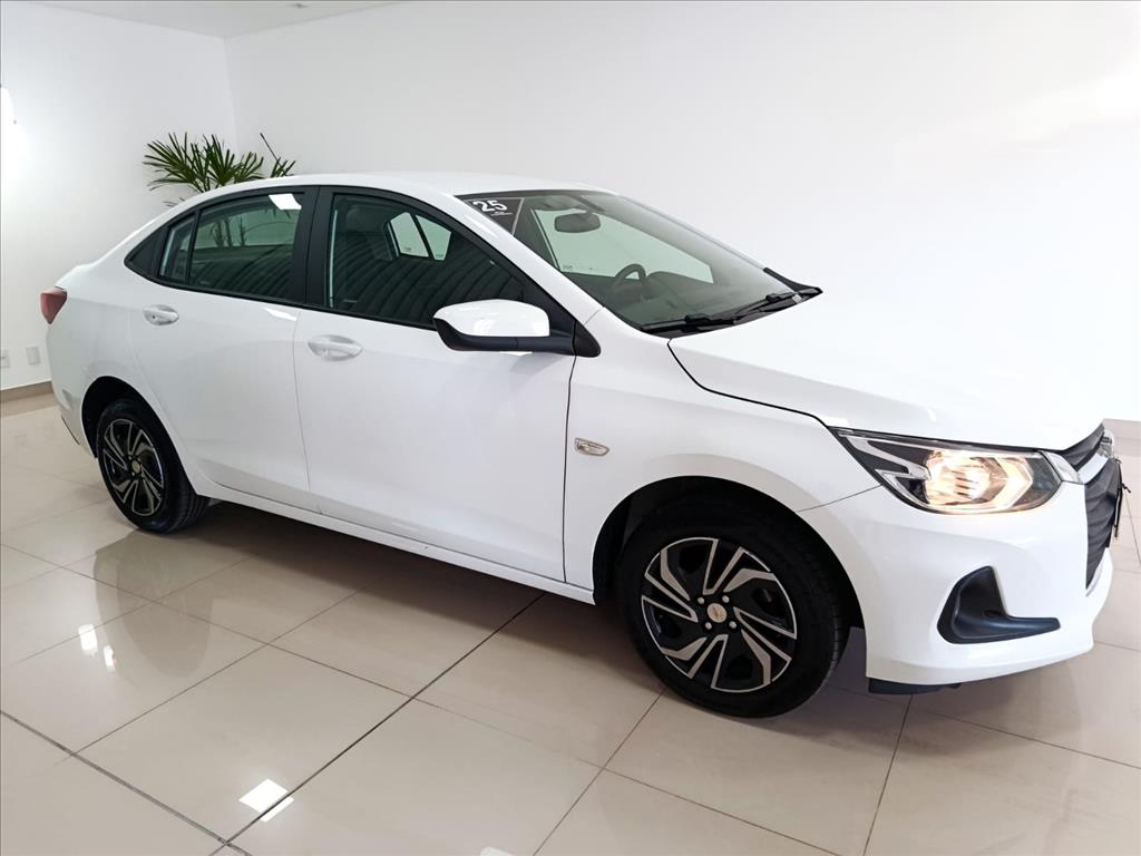 ONIX PLUS 1.0 TURBO FLEX LT AUTOMÁTICO2