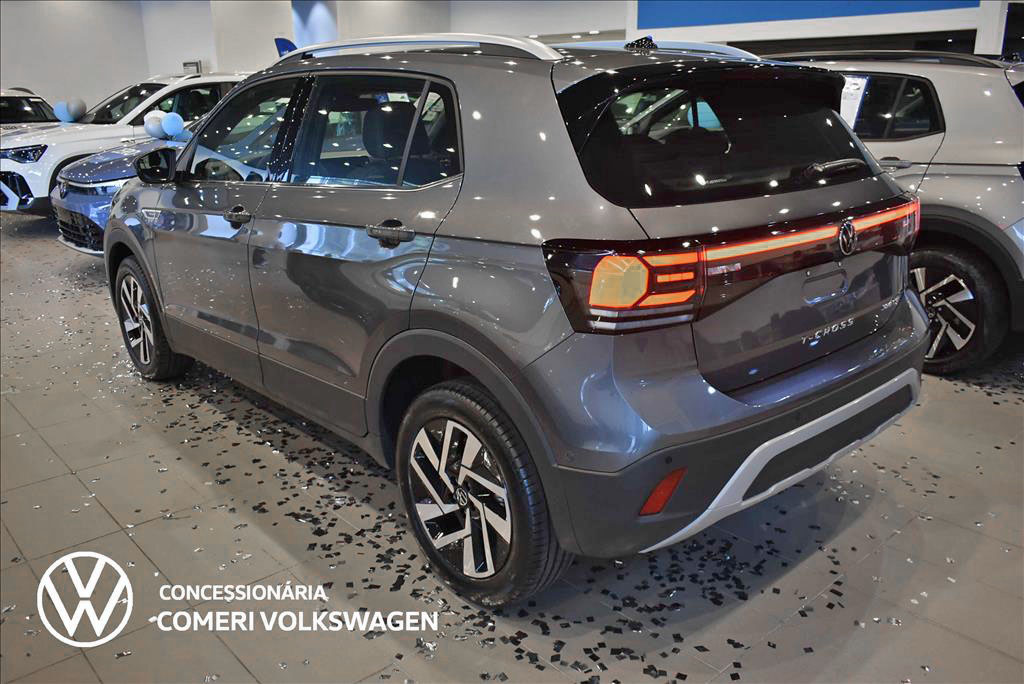 2026 VOLKSWAGEN T-CROSS 1.4 250 TSI TOTAL FLEX HIGHLINE AUTOMÁTICO